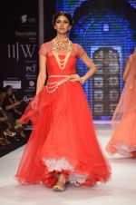 Model walks for Moni Agarwal at IIJW Day 1 in Grand Hyatt, Mumbai on 14th July 2014
